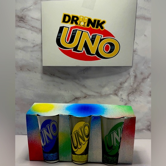 Drunk uno customized drinking game . - Picture 2 of 3